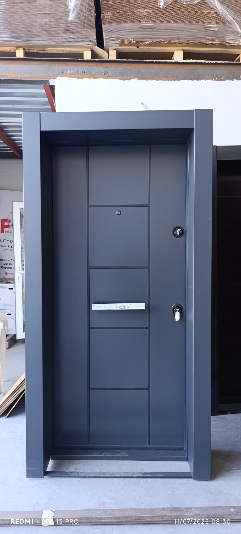 Modern Seri Çelik Kapı Model 13