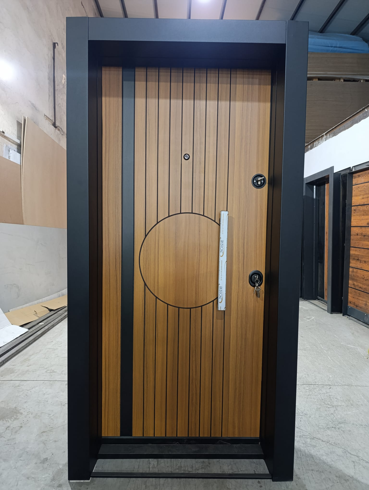 Modern Seri Çelik Kapı Model 15