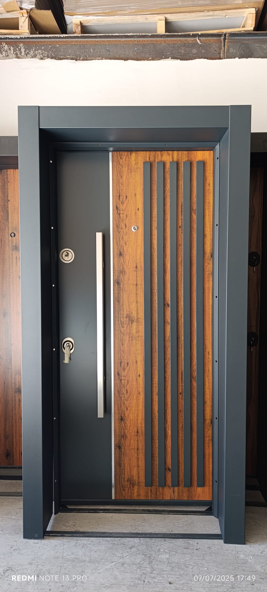 Modern Seri Çelik Kapı Model 20