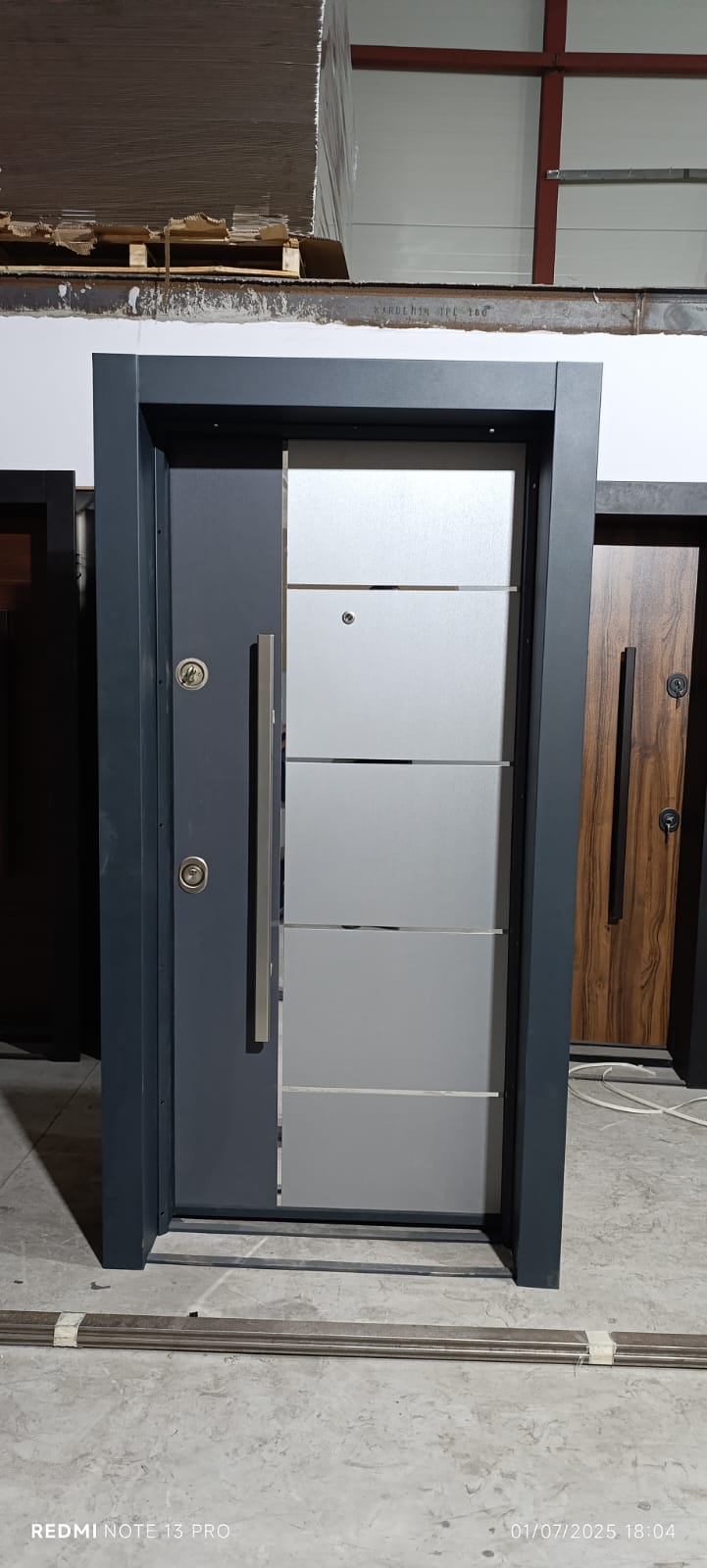 Modern Seri Çelik Kapı Model 25